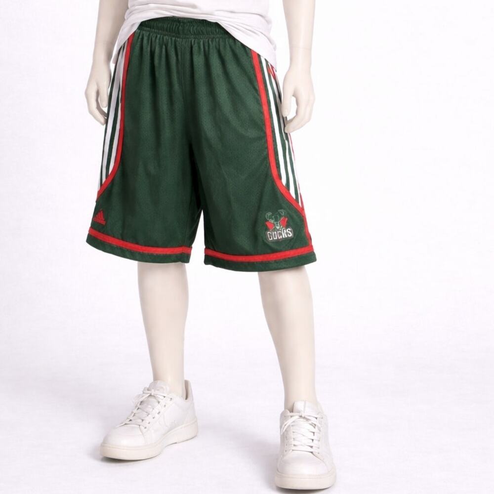 Adidas Milwaukee Bucks Mesh Basketball Shorts Green Red White youth XL boys NBA
